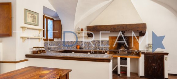11-Zimmer Doppelhaus in Florence, Italy, Nr. 141257 32