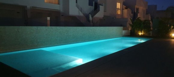 2 Schlafzimmer Haus in Alicante, Spain, Nr. 188045 7