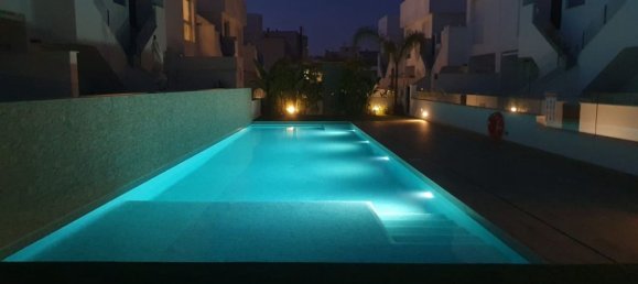 2 Schlafzimmer Haus in Alicante, Spain, Nr. 188045 10