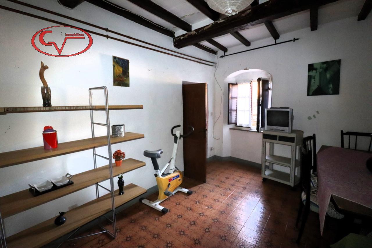 5-Zimmer Wohnung in Loro Ciuffenna, Italy, Nr. 238138