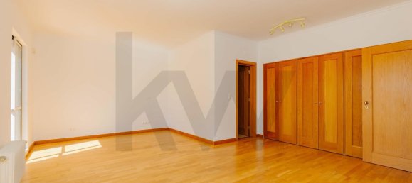 3 Schlafzimmer Doppelhaus in Cascais, Portugal, Nr. 142848 46