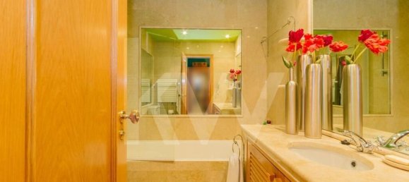 3 Schlafzimmer Doppelhaus in Cascais, Portugal, Nr. 142848 5