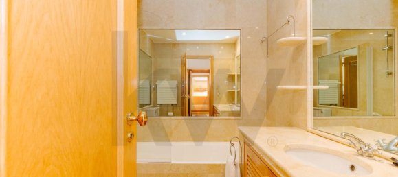 3 Schlafzimmer Doppelhaus in Cascais, Portugal, Nr. 142848 43