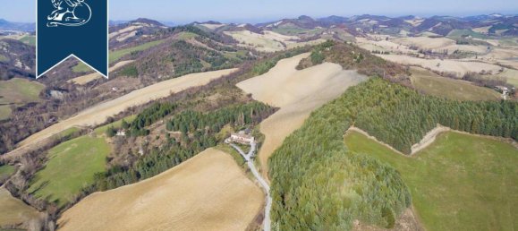 6 bedrooms Villa in Sant'Angelo in Vado, Italy No. 373671 33