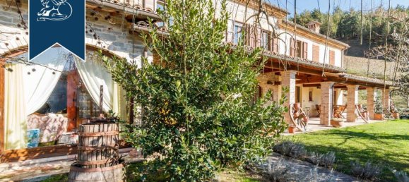 6 bedrooms Villa in Sant'Angelo in Vado, Italy No. 373671 4