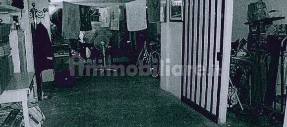 45m² Garage in Padua, Italy No. 221944 2