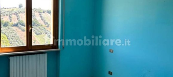 3 chambres Appartement à Torano Nuovo, Italy No. 345331 8