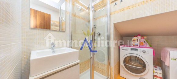 Apartamento T3 em Rome, Italy N.º 337397 11