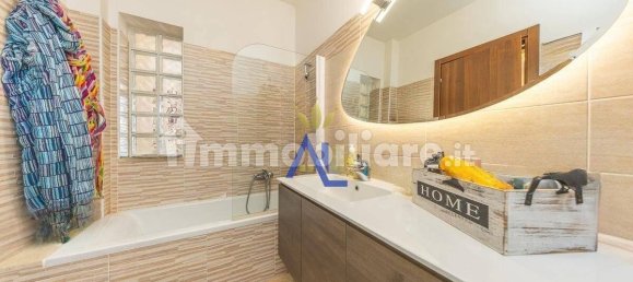 Apartamento T3 em Rome, Italy N.º 337397 10