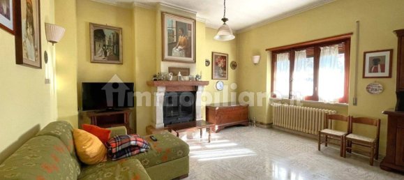 3 bedrooms House in Isola del Liri, Italy No. 56431 4