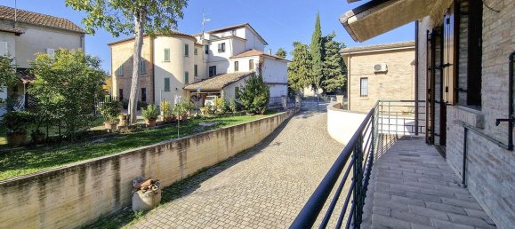 11-salle Maison à Servigliano, Italy No. 166573 16