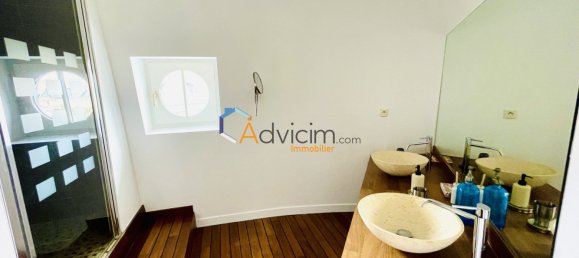 Apartamento de 3 dormitorios en Orleans, France No. 222671 23