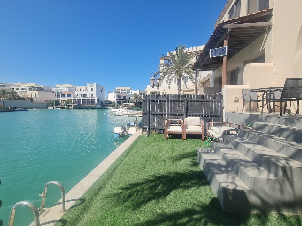 3 bedrooms Villa in Amwaj Islands, Bahrain No. 1691