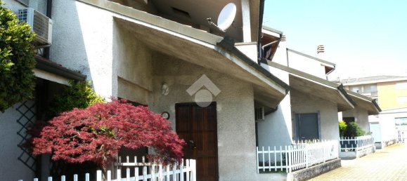 3-Zimmer Haus in Origgio, Italy, Nr. 235657 3