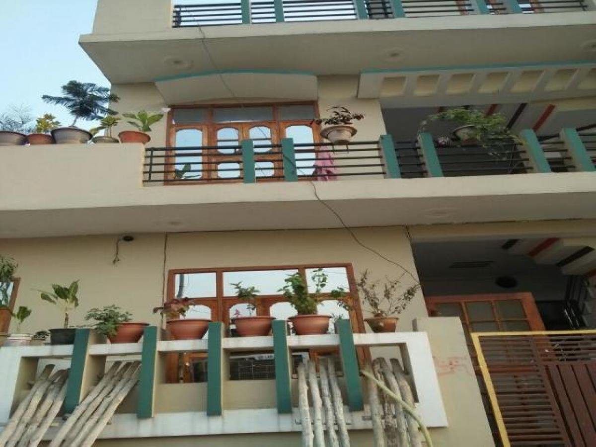 3 bedrooms House in Lucknow, India No. 8461