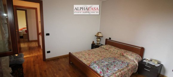 3 غرف نوم فيلا في Bonate Sopra, Italy رقم 12090 25