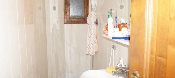 3 bedrooms Apartment in Florence, Italy No. 378052 4