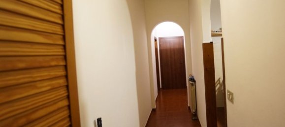 3 bedrooms Apartment in Florence, Italy No. 378052 7