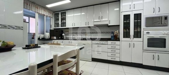 4 bedrooms Apartment in Castellon de la Plana, Spain No. 134999 10