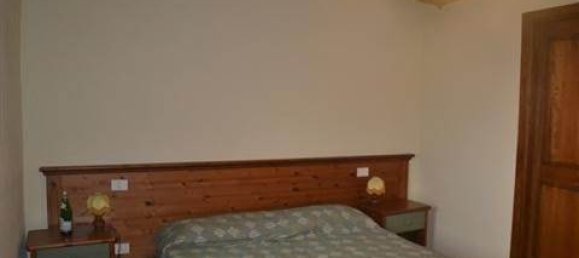 5 rooms Apartment in Asciano, Italy No. 91395 9