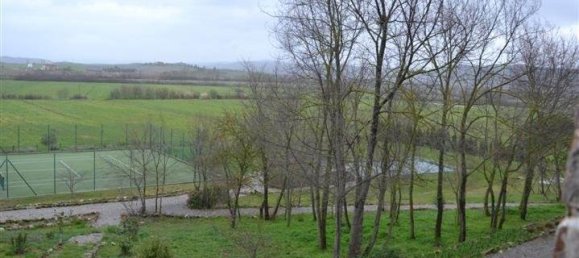 5 rooms Apartment in Asciano, Italy No. 91395 4