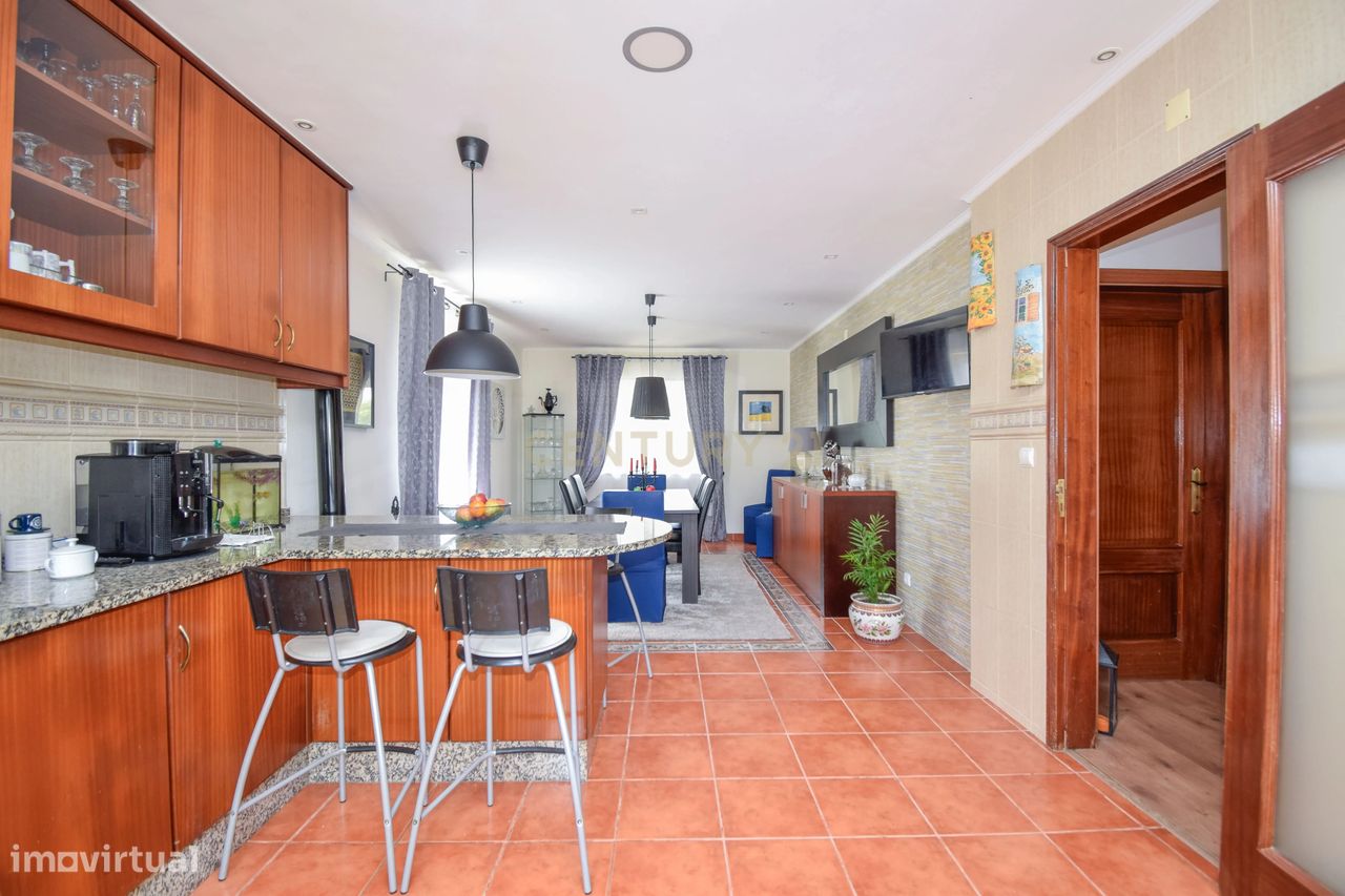 5 chambres Maison à Odivelas, Portugal No. 248800