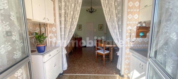 2 bedrooms Apartment in Genoa, Italy No. 16696 12