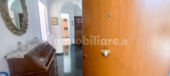 2 bedrooms Apartment in Genoa, Italy No. 16696 2