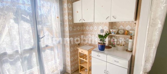 2 bedrooms Apartment in Genoa, Italy No. 16696 8