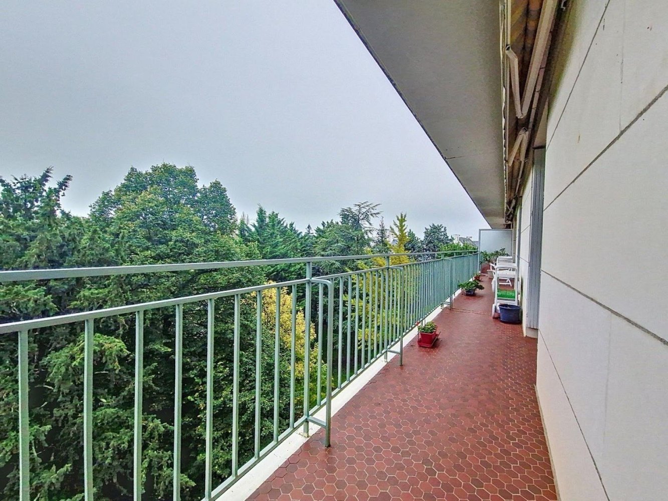 Apartamento de 3 dormitorios en Tours, France No. 157493