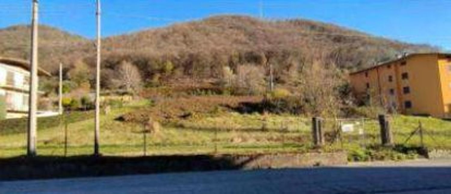 3678m² Land in Grezzana, Italy No. 148779