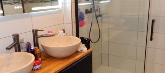 Casa de 3 dormitorios en Saran, France No. 250160 7