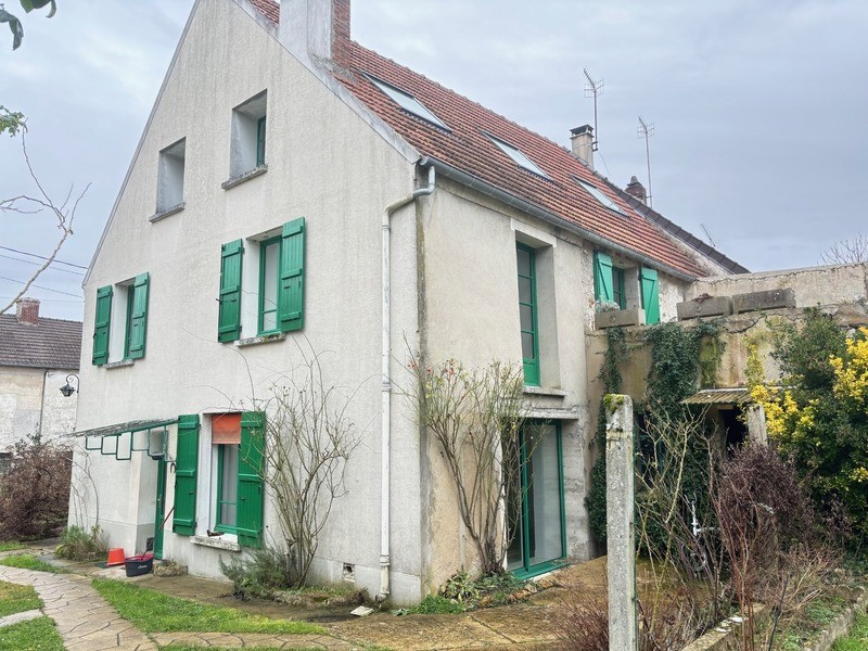 5 bedrooms Villa in La Ferte-sous-Jouarre, France No. 192670