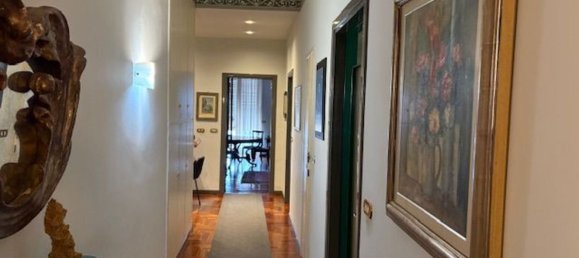 5 rooms Apartment in Piacenza, Italy No. 283446 5