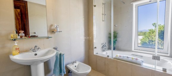 5 bedrooms House in Luz, Portugal No. 156781 18