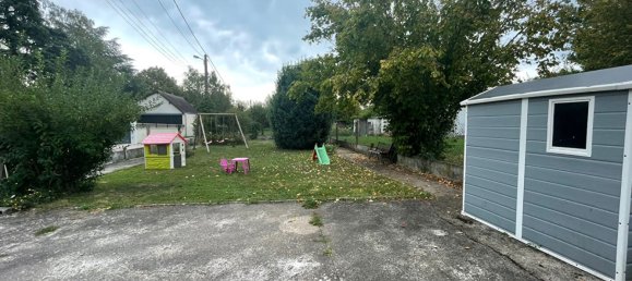 Casa de 3 dormitorios en Mer, France No. 82137 34