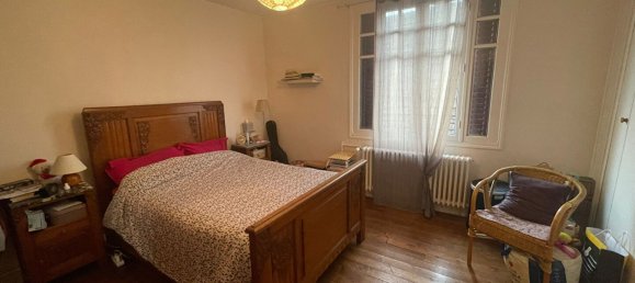 Casa de 3 dormitorios en Mer, France No. 82137 32