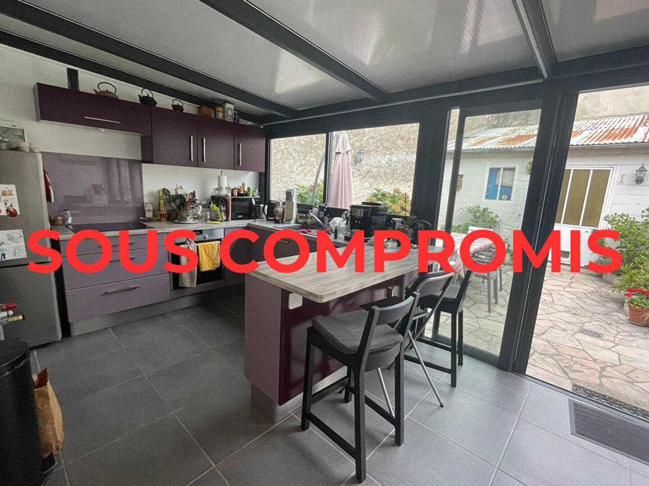 Casa de 3 dormitorios en Mer, France No. 82137