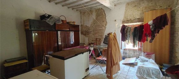 21 room House in Giano dell'Umbria, Italy No. 309047 28