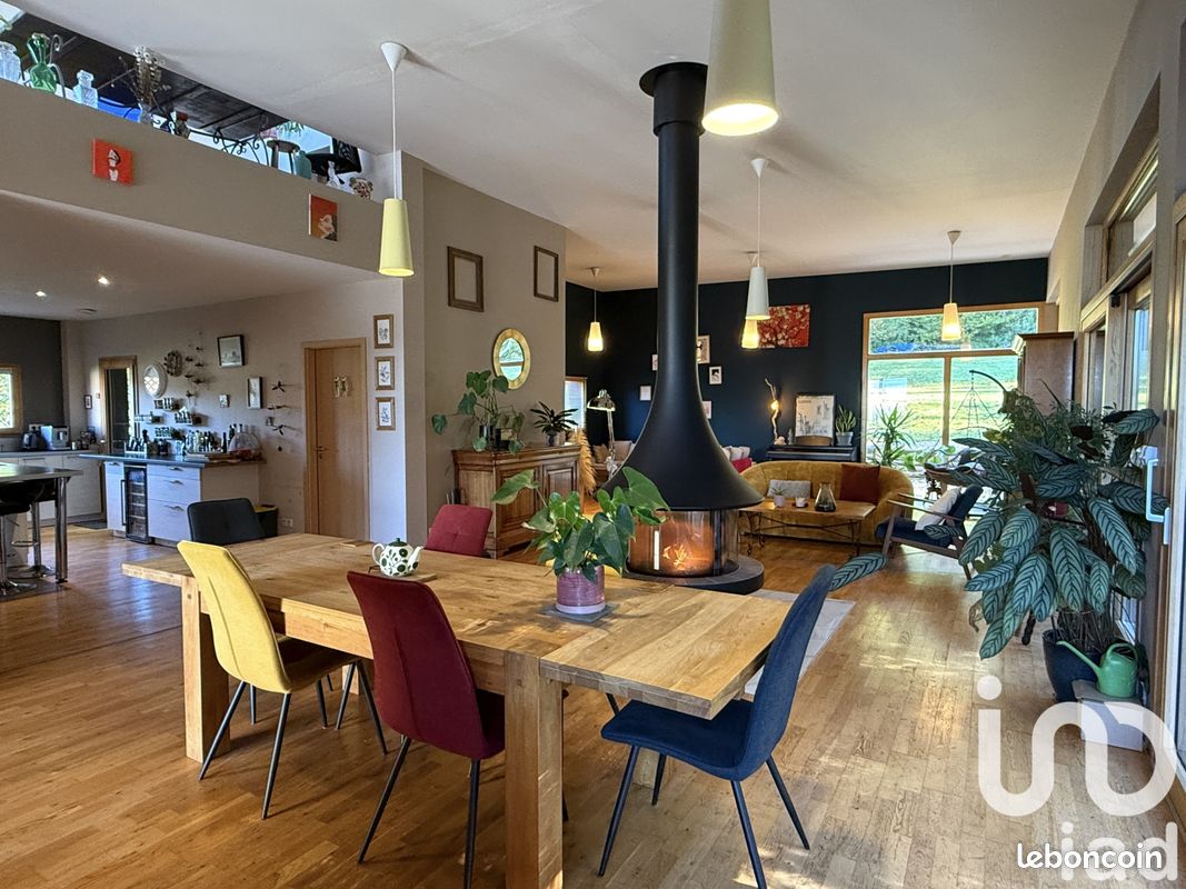 Дом с 3 спальнями в Уссера, Франция № 212788