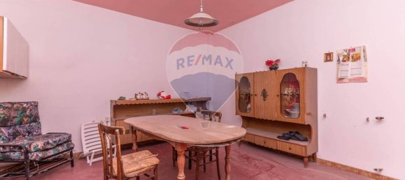 4 Schlafzimmer Haus in Grammichele, Italy, Nr. 304101 7