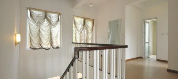 4 bedrooms Villa in Tay Ho, Vietnam No. 3783 2