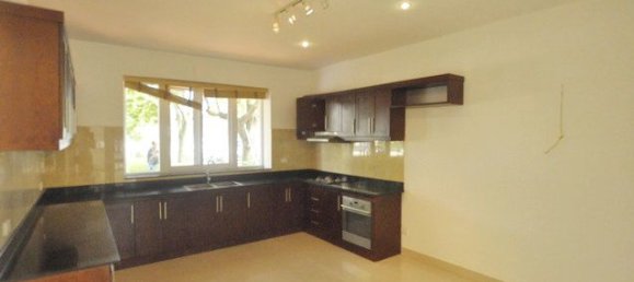 4 bedrooms Villa in Tay Ho, Vietnam No. 3783 12