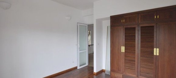 4 bedrooms Villa in Tay Ho, Vietnam No. 3783 5