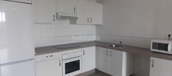 2 bedrooms Apartment in Logrono, Spain No. 152464 3