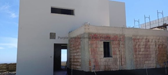 Villa de 4 dormitorios en Pegeia, Cyprus No. 1179 4