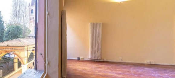 2 rooms Apartment in Bologna, Italy No. 39795 7