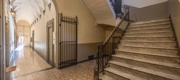 2 rooms Apartment in Bologna, Italy No. 39795 17