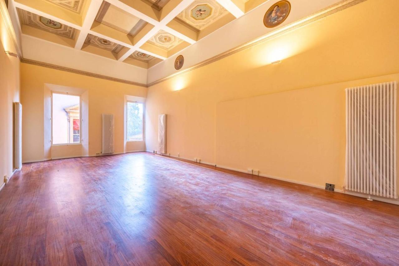 2 rooms Apartment in Bologna, Italy No. 39795