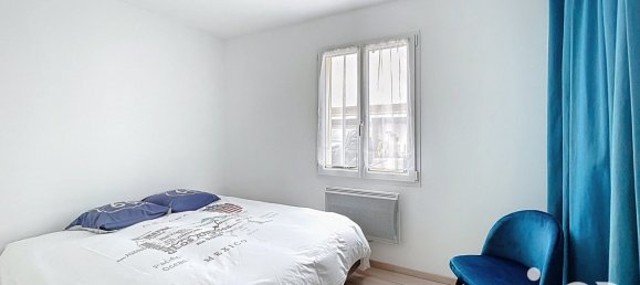 Casa de 5 dormitorios en Forges, France No. 102962 21